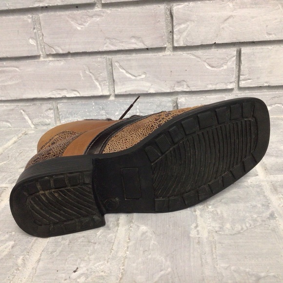 NYCOLE ST LOUIS - Truly unique lace up leather boots - Size 7.5 B - Picture 4 of 14